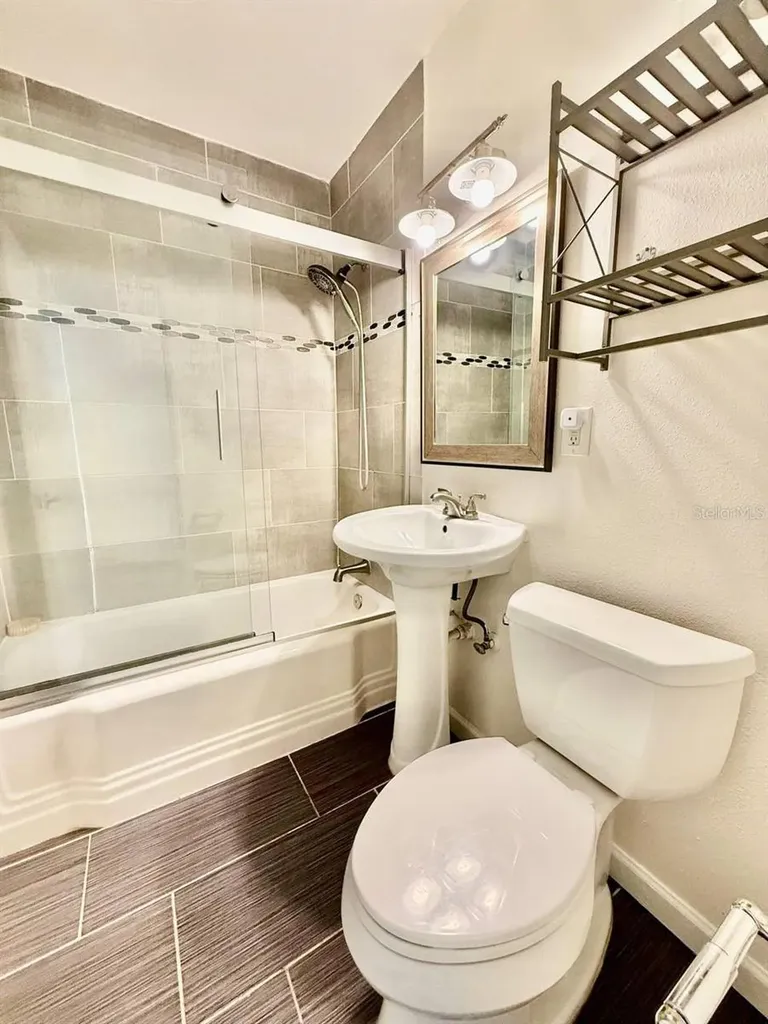 4109 W Wallace Avenue Tampa FL 33611