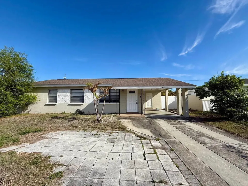 4109 W Wallace Avenue Tampa FL 33611