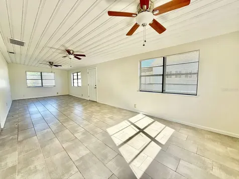 4109 W Wallace Avenue Tampa FL 33611