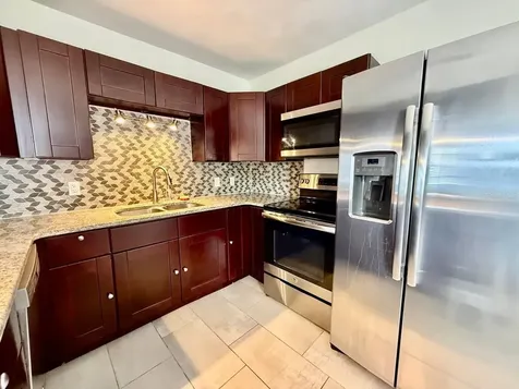 4109 W Wallace Avenue Tampa FL 33611