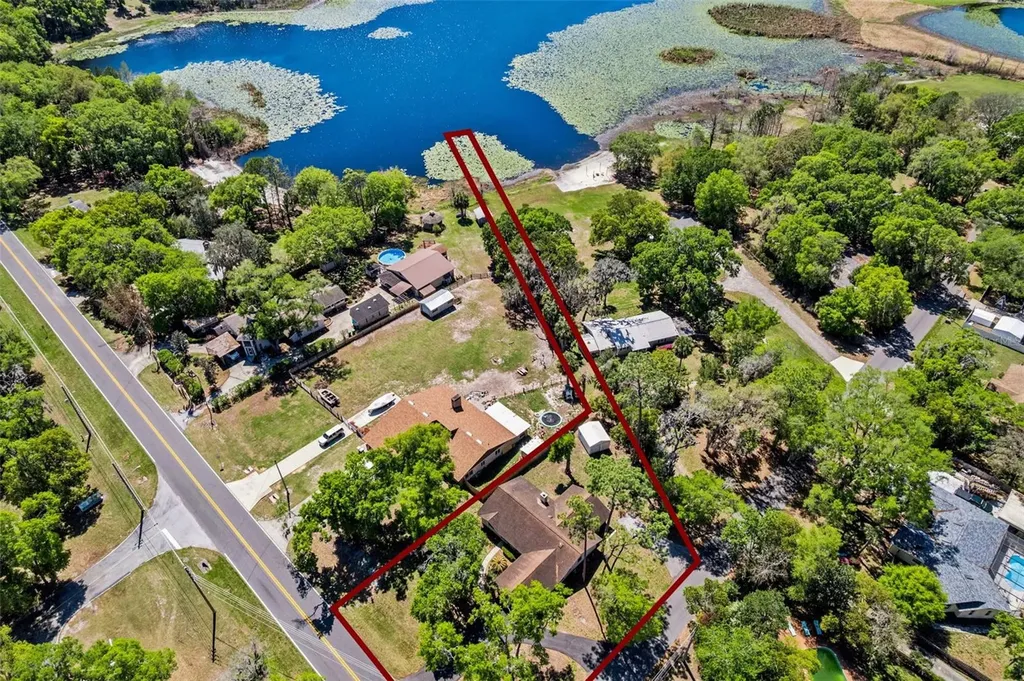 504 County Road 468 Fruitland Park FL 34731