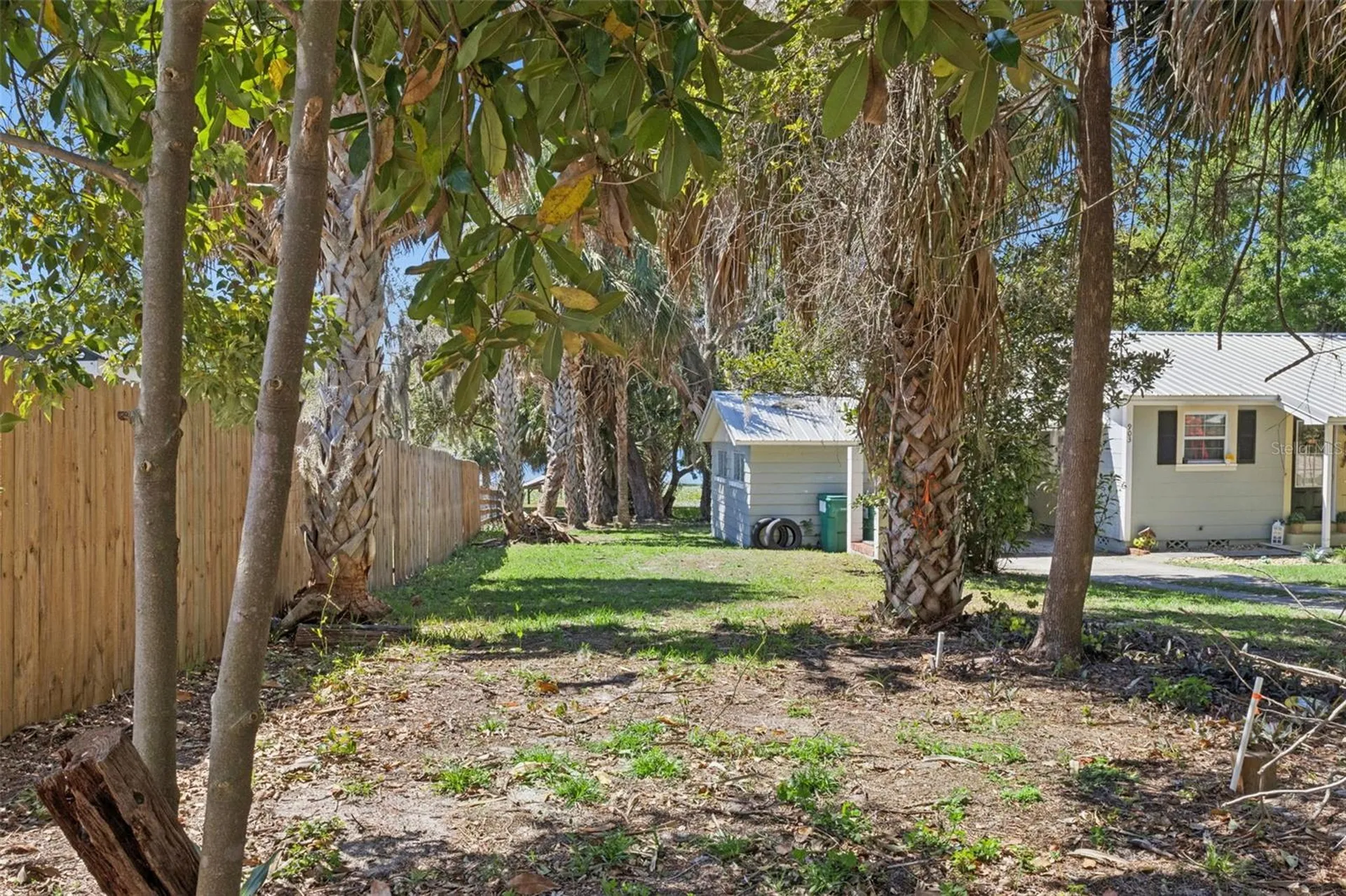 504 County Road 468 Fruitland Park FL 34731