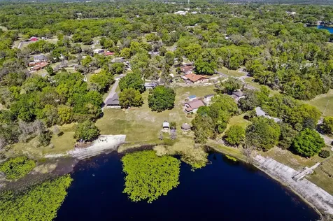 504 County Road 468 Fruitland Park FL 34731