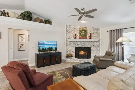 504 County Road 468 Fruitland Park FL 34731