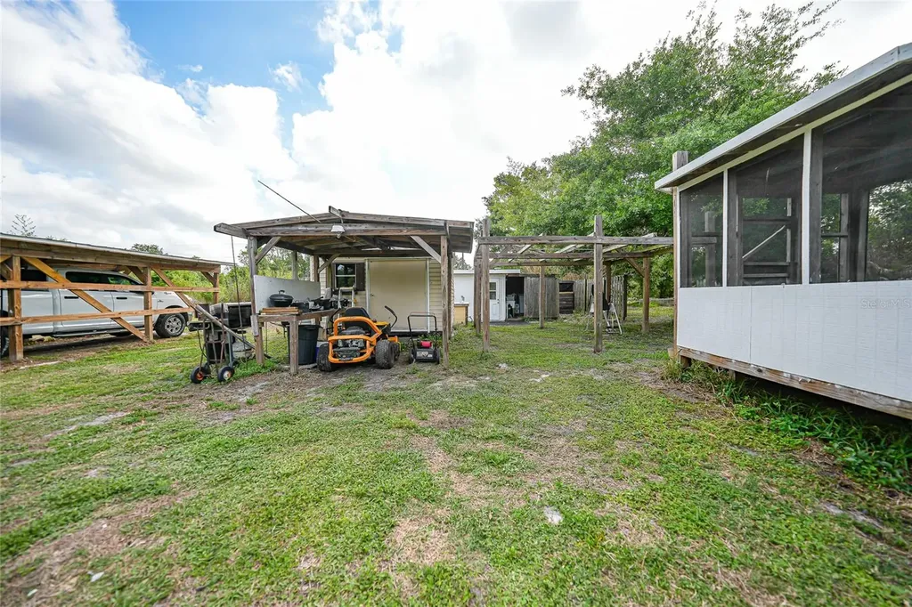 2349 NW Genes Little Acres Avenue Arcadia FL 34266