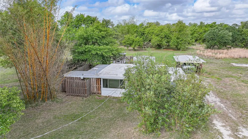 2349 NW Genes Little Acres Avenue Arcadia FL 34266