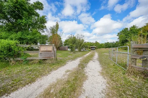 2349 NW Genes Little Acres Avenue Arcadia FL 34266