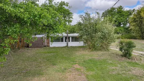 2349 NW Genes Little Acres Avenue Arcadia FL 34266