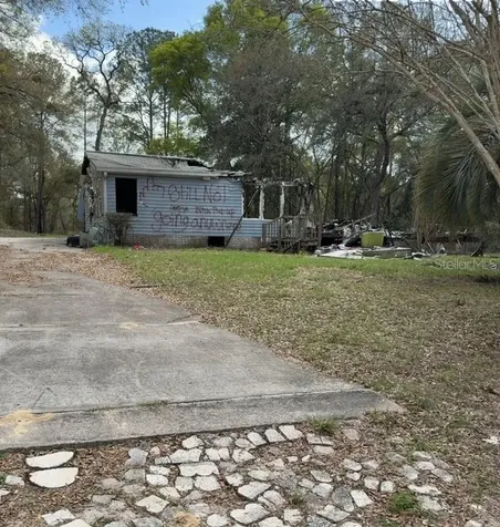 16830 SE 1st Street Silver Springs FL 34488