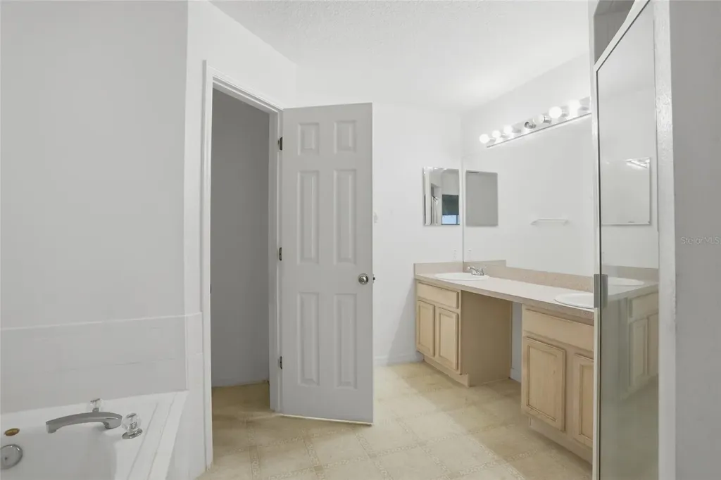2232 Archer Boulevard Orlando FL 32833