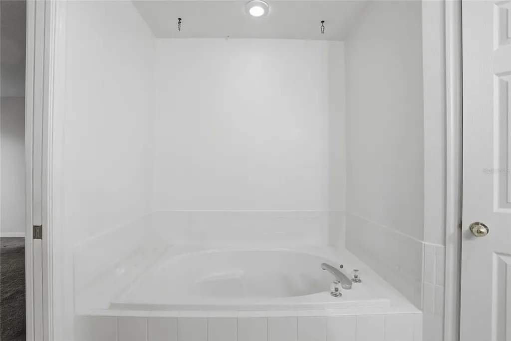 2232 Archer Boulevard Orlando FL 32833