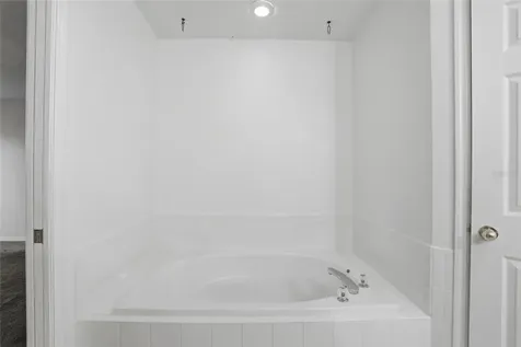 2232 Archer Boulevard Orlando FL 32833