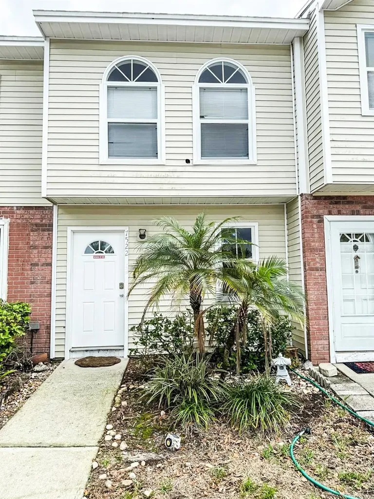7522 Hollowell Drive Tampa FL 33615