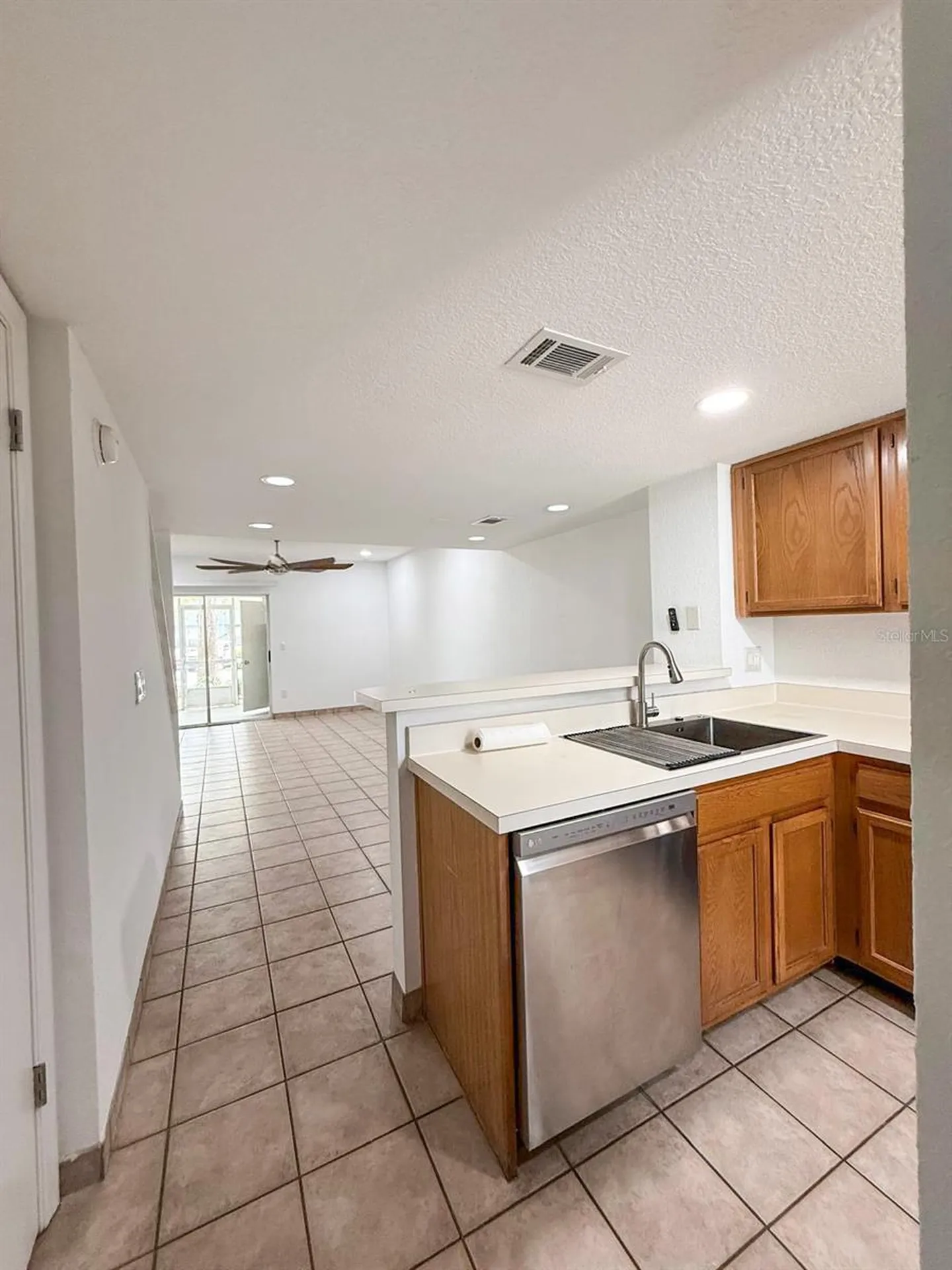 7522 Hollowell Drive Tampa FL 33615