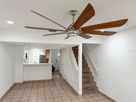 7522 Hollowell Drive Tampa FL 33615