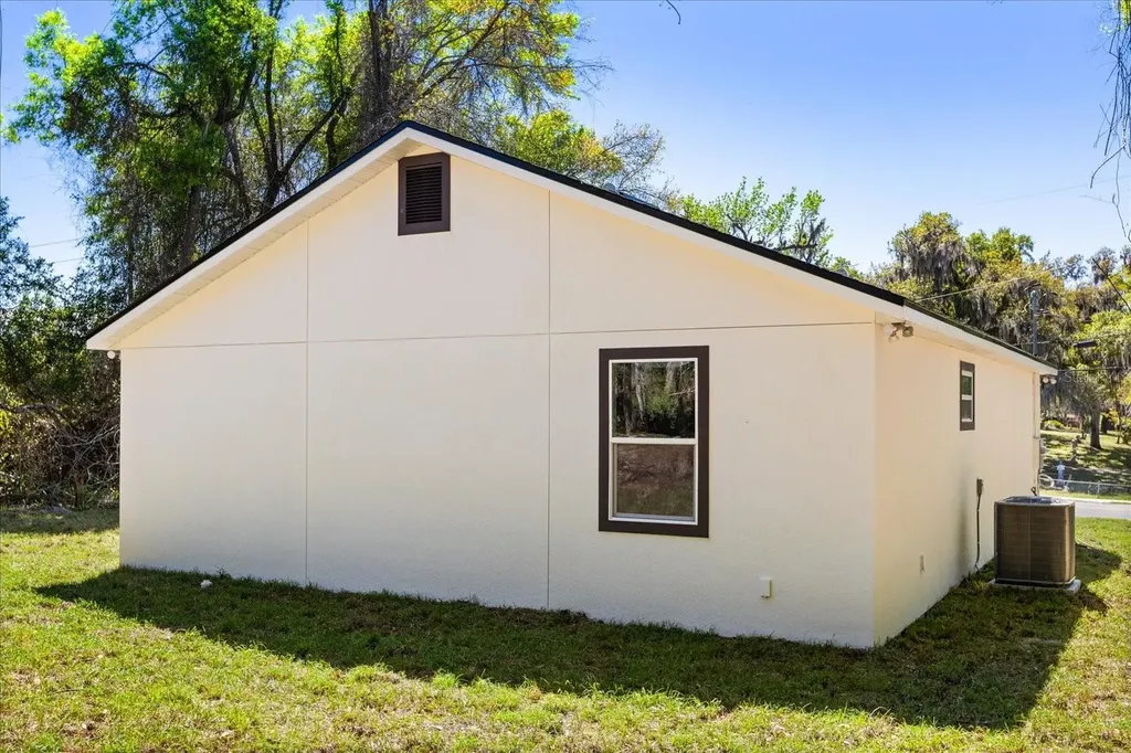 345 W Plymouth Avenue Deland FL 32720