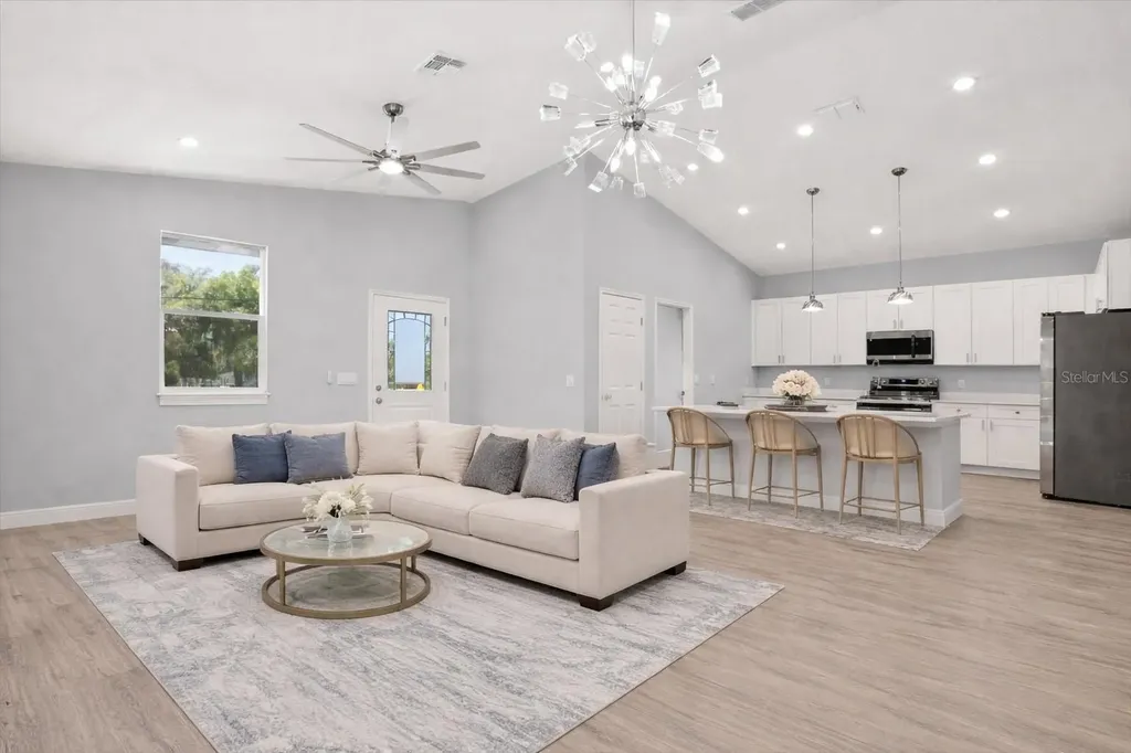 345 W Plymouth Avenue Deland FL 32720