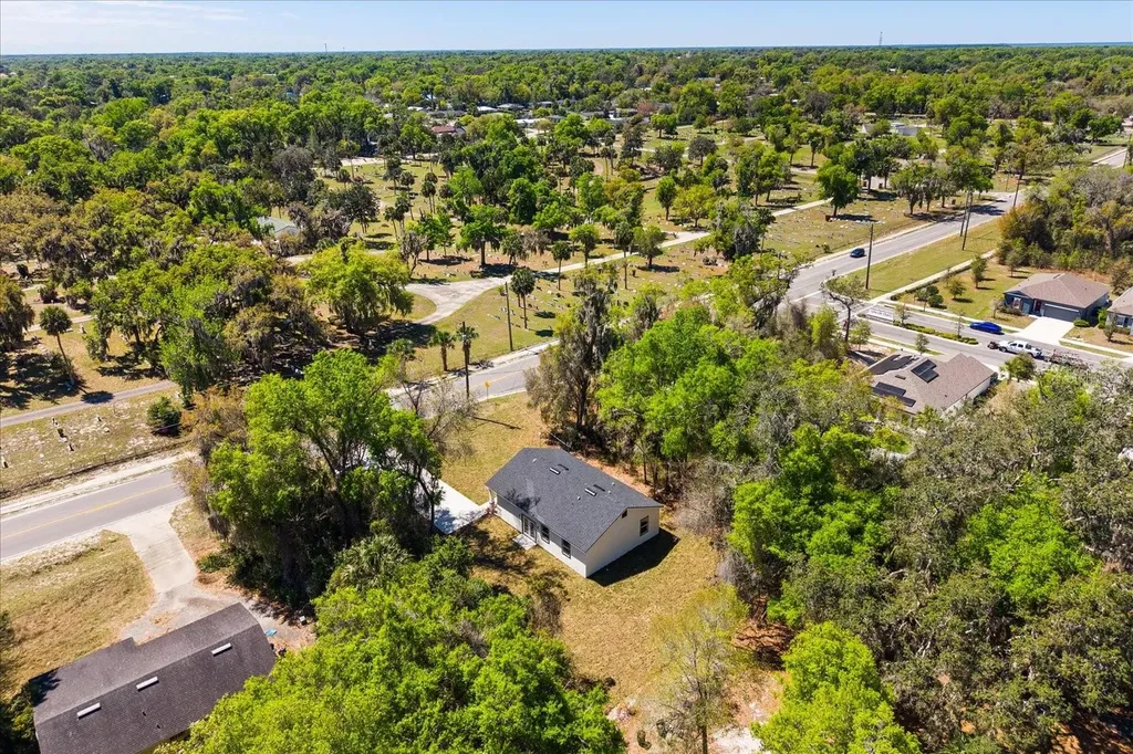 345 W Plymouth Avenue Deland FL 32720