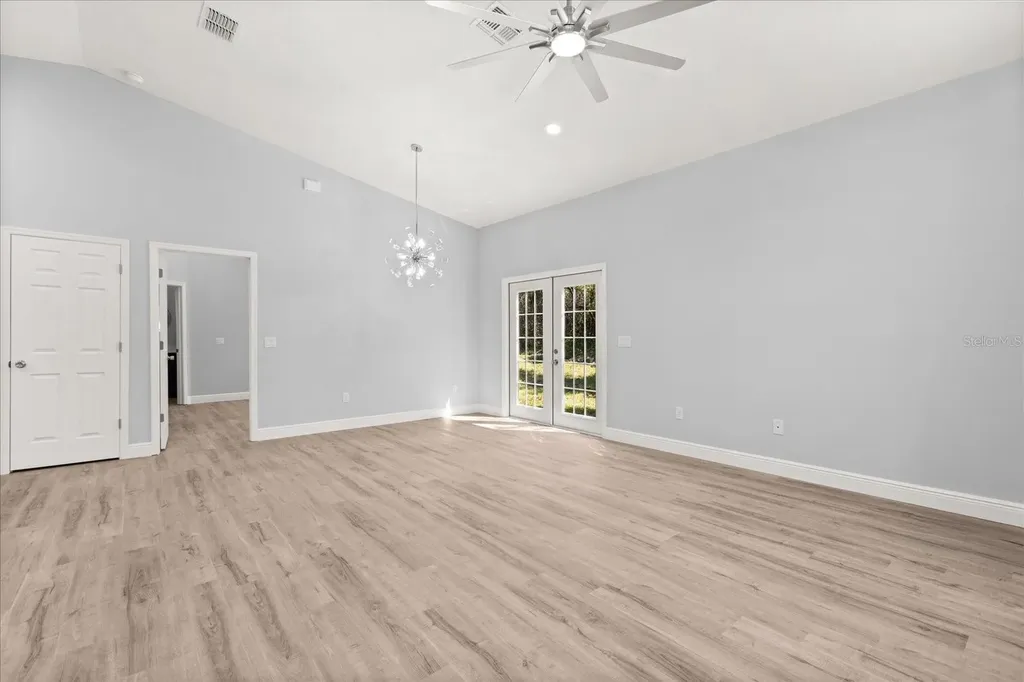 345 W Plymouth Avenue Deland FL 32720