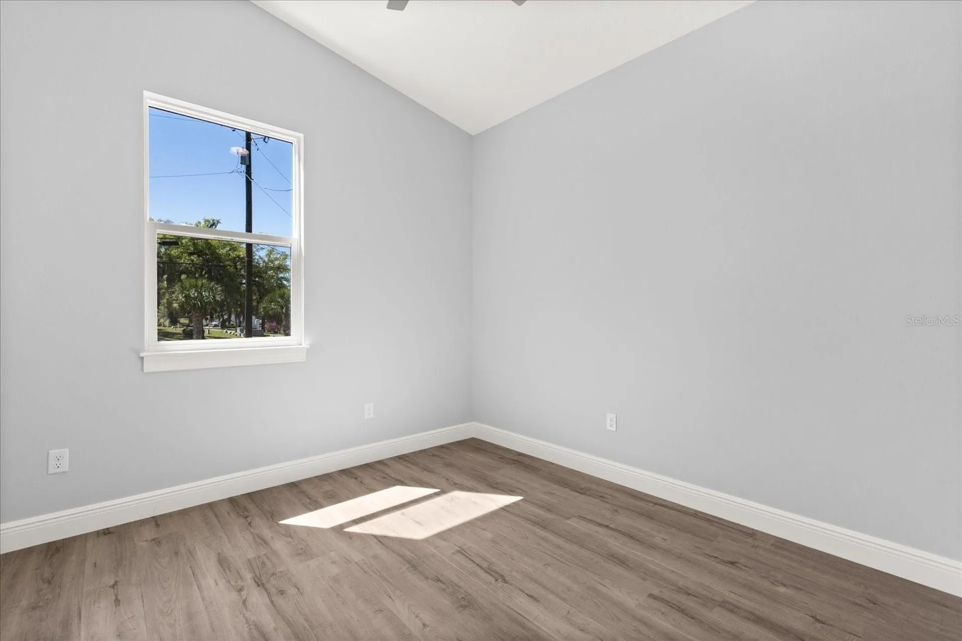 345 W Plymouth Avenue Deland FL 32720