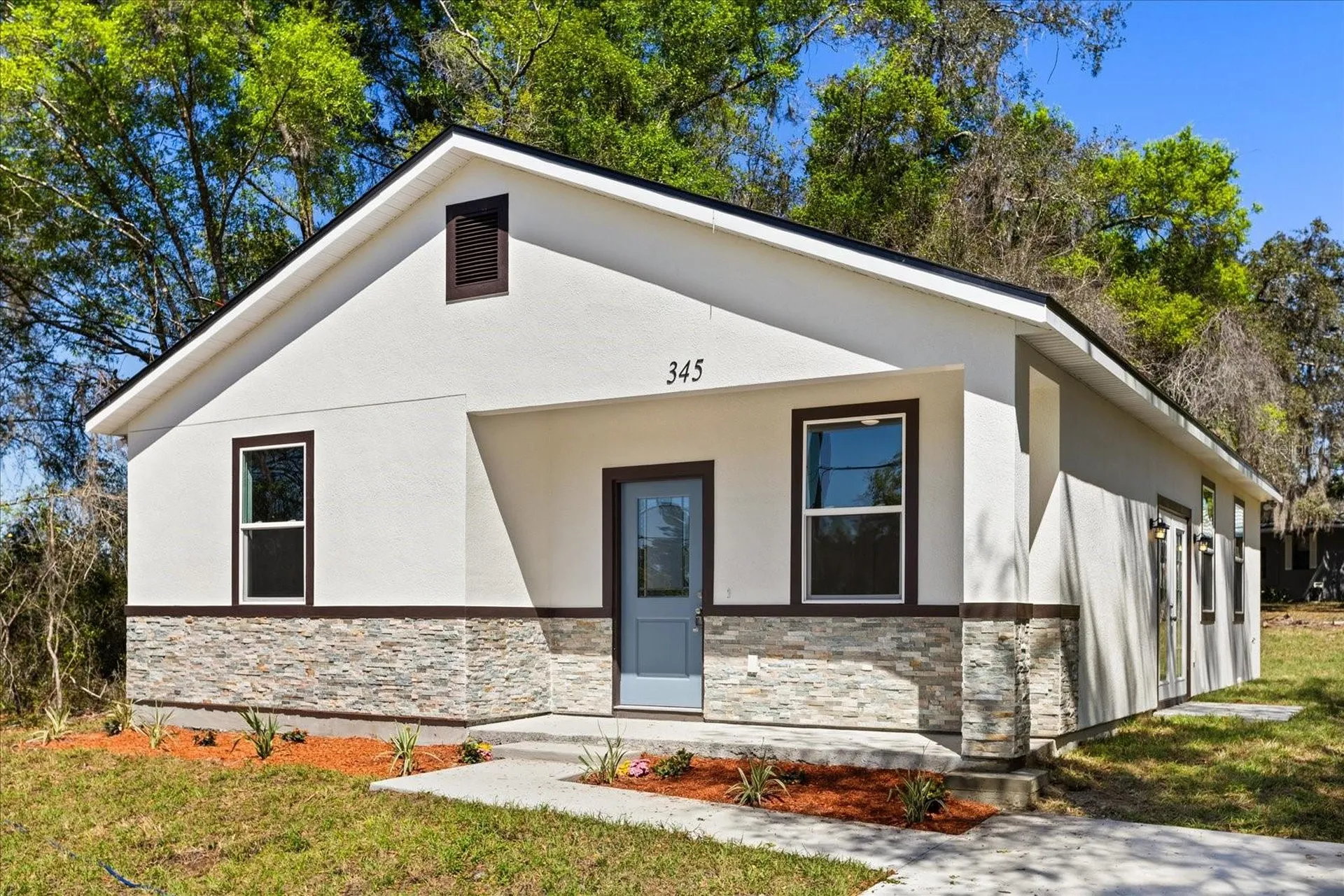 345 W Plymouth Avenue Deland FL 32720