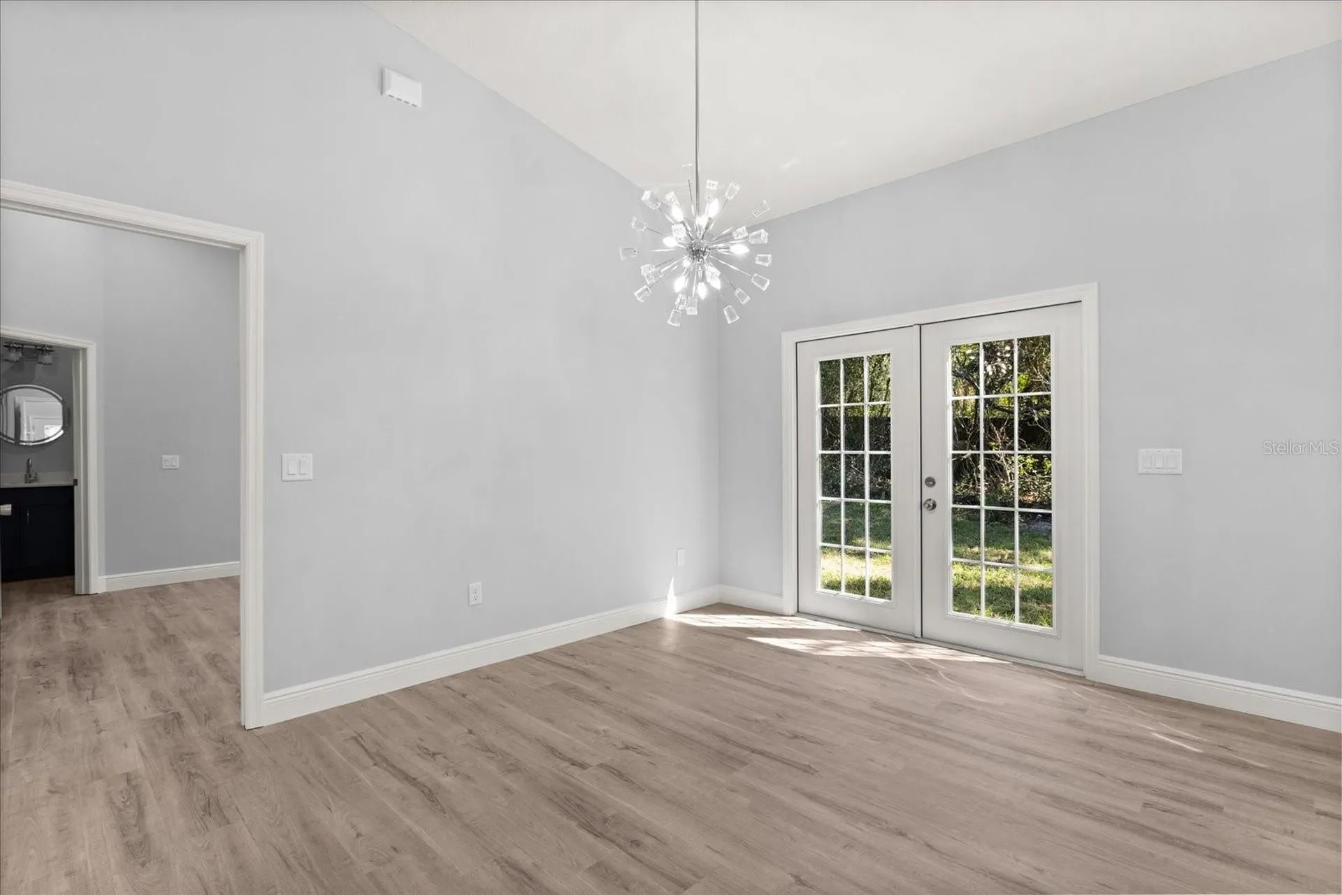 345 W Plymouth Avenue Deland FL 32720