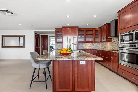 860 Ashford Avenue San Juan PR 00907