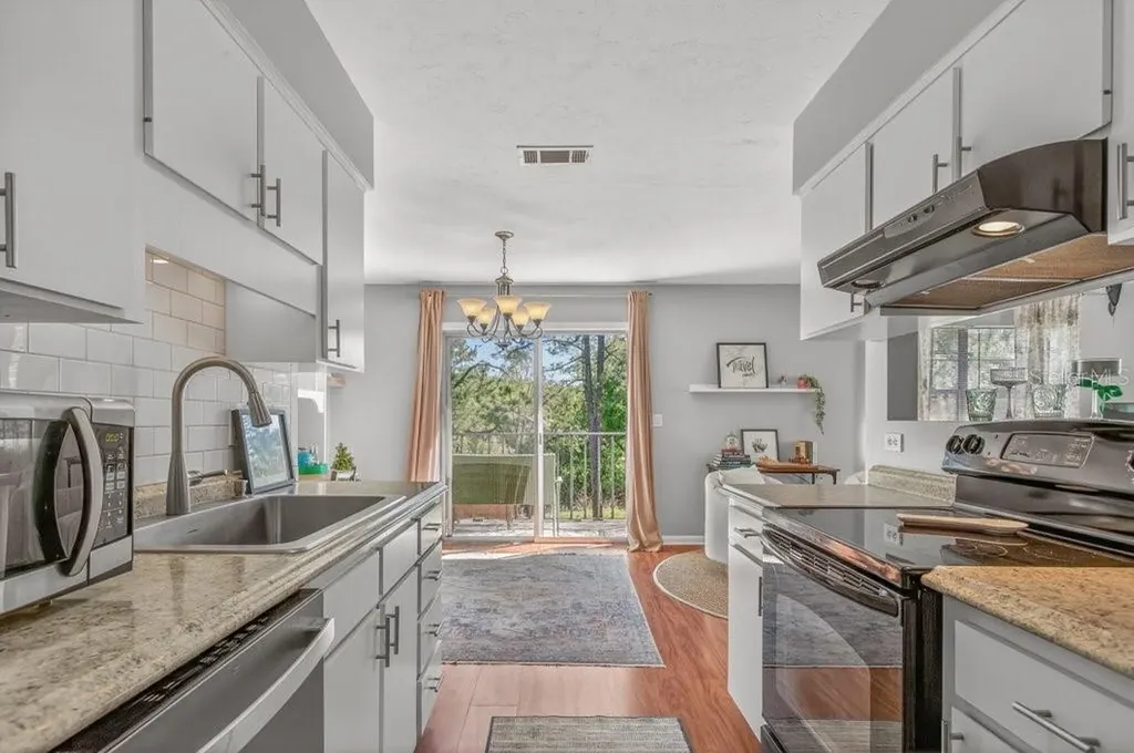 2715 NW 104th Court Gainesville FL 32606