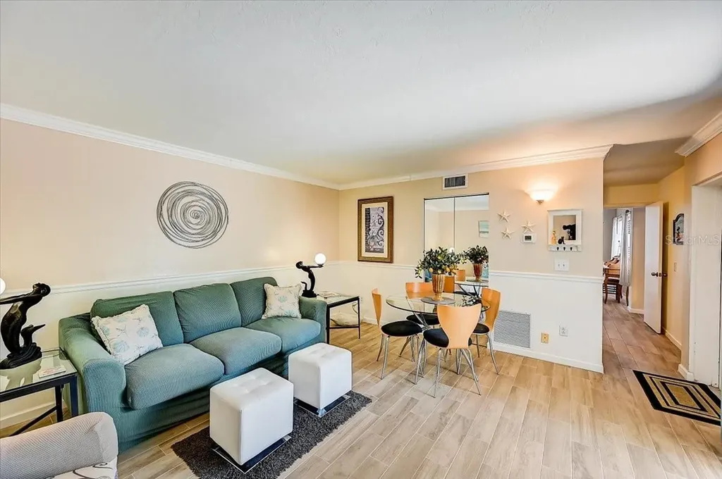 722 S Boulevard Of The Presidents Sarasota FL 34236