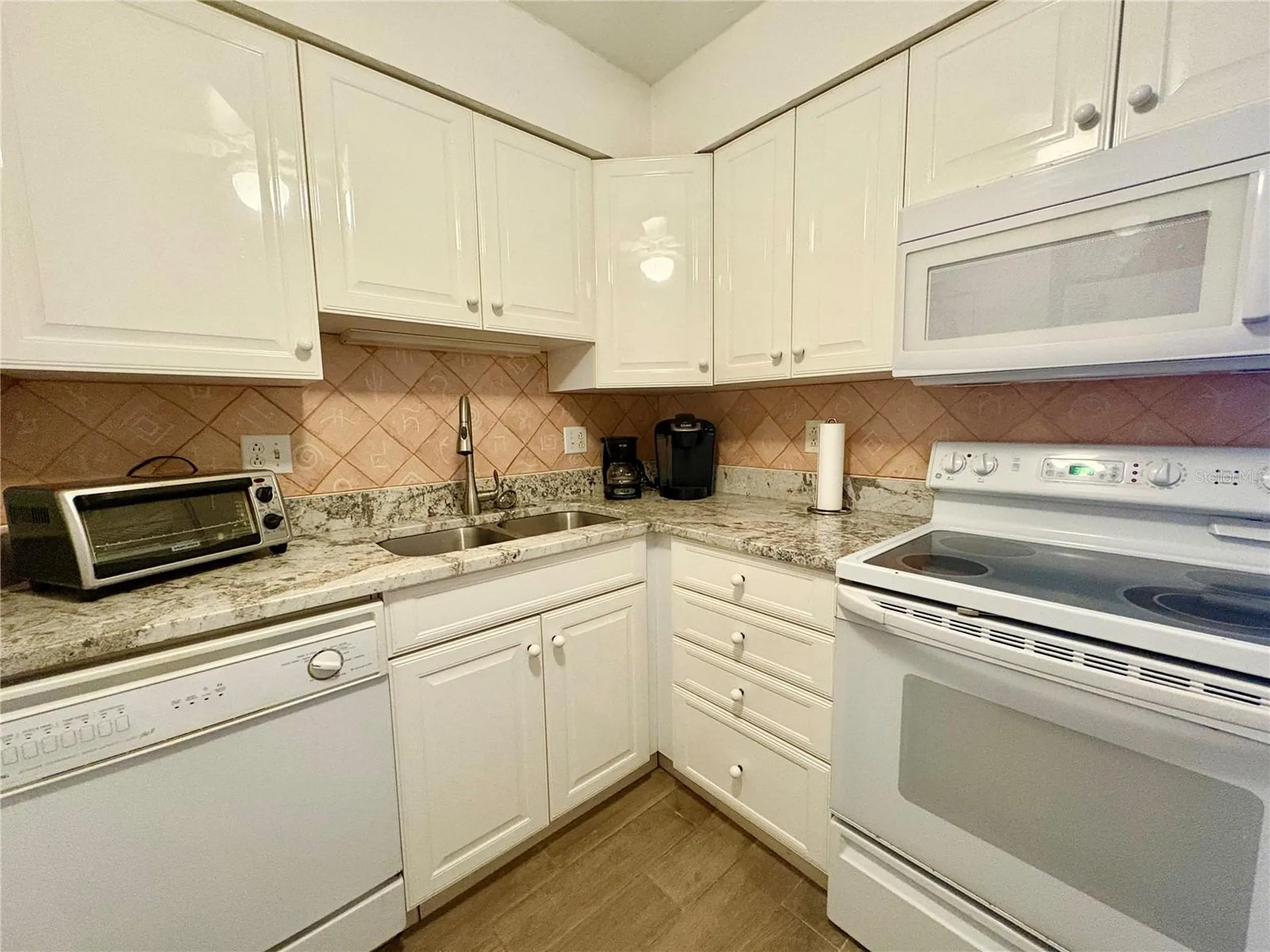 722 S Boulevard Of The Presidents Sarasota FL 34236