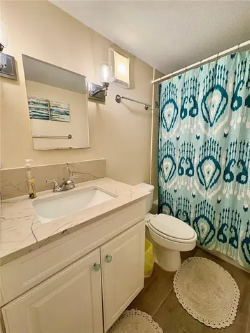 722 S Boulevard Of The Presidents Sarasota FL 34236