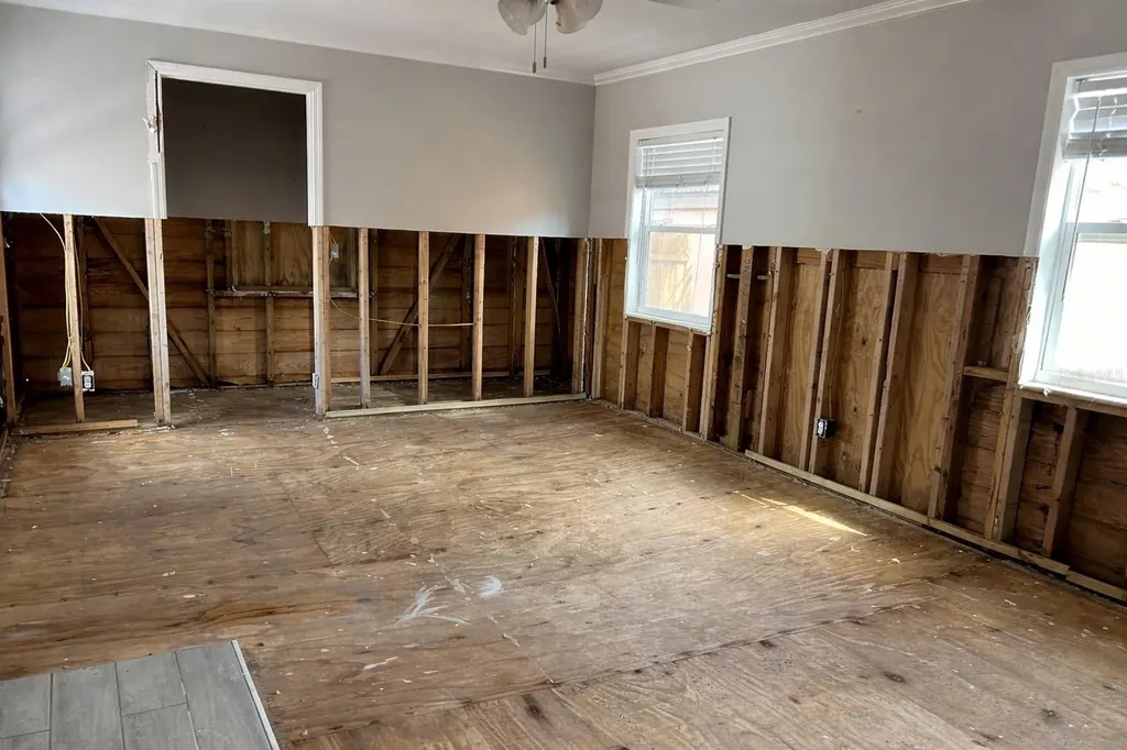 14033 Palm Street Madeira Beach FL 33708