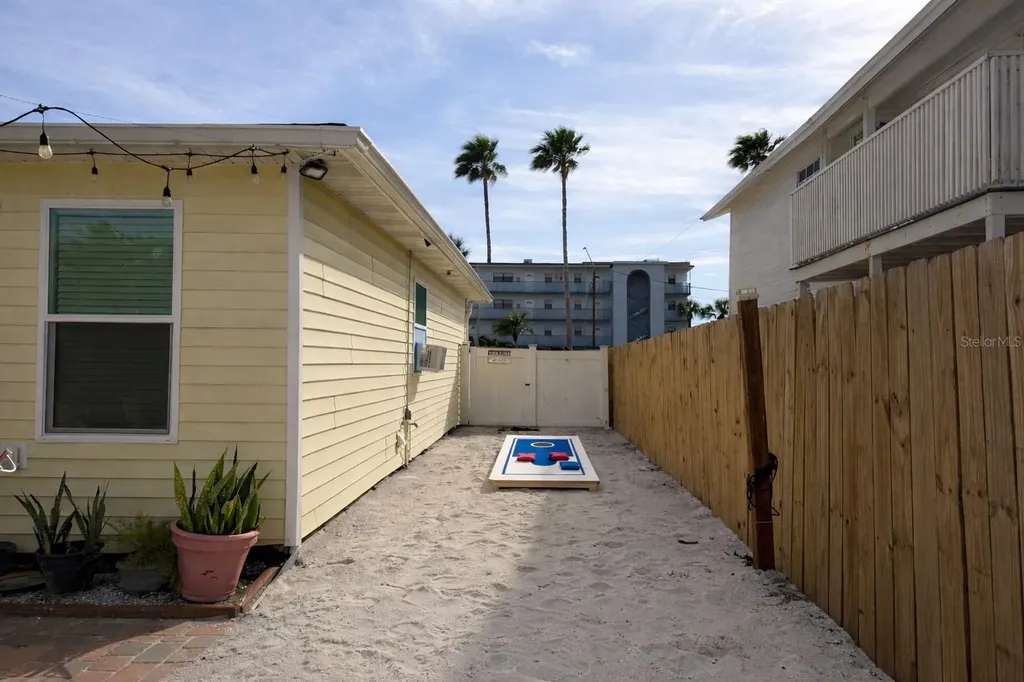 14033 Palm Street Madeira Beach FL 33708