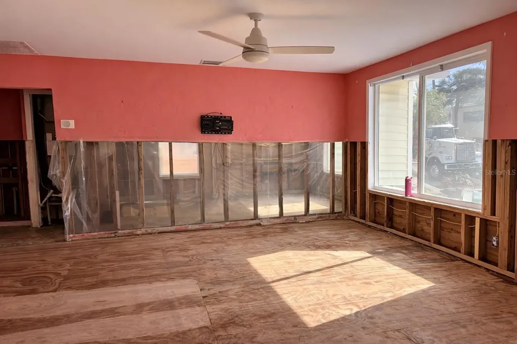 14033 Palm Street Madeira Beach FL 33708