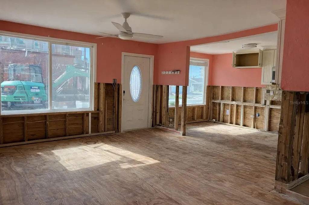 14033 Palm Street Madeira Beach FL 33708