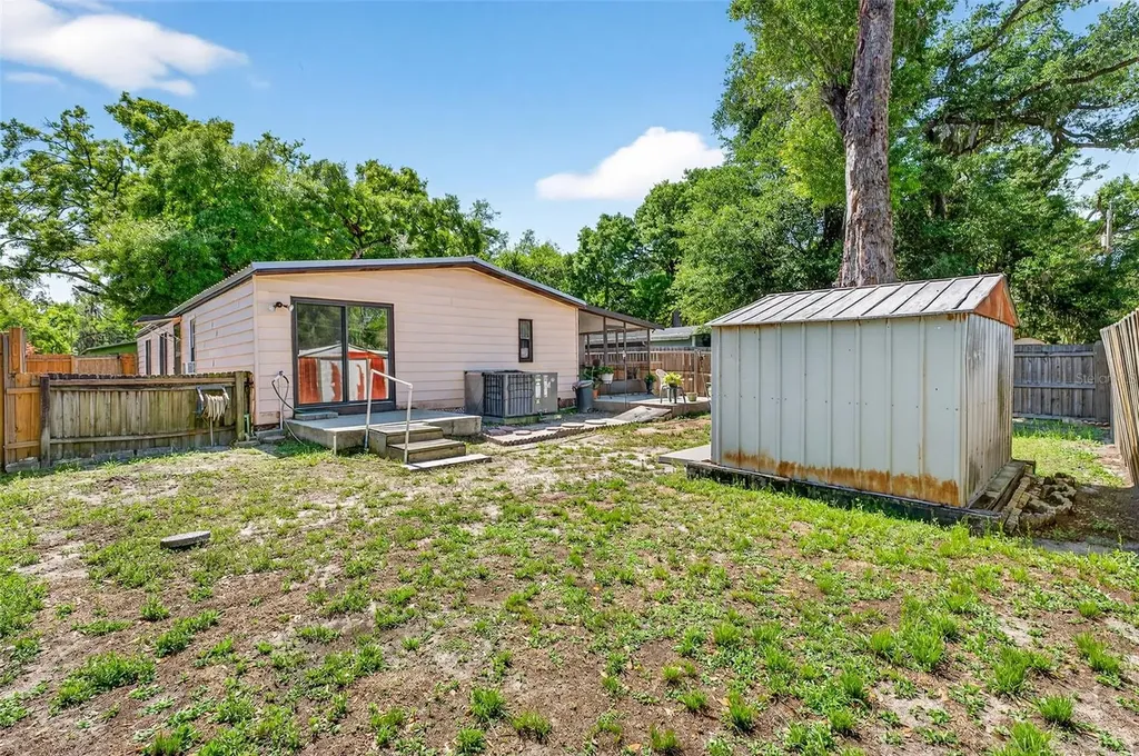 10510 Bay Hills Circle Thonotosassa FL 33592