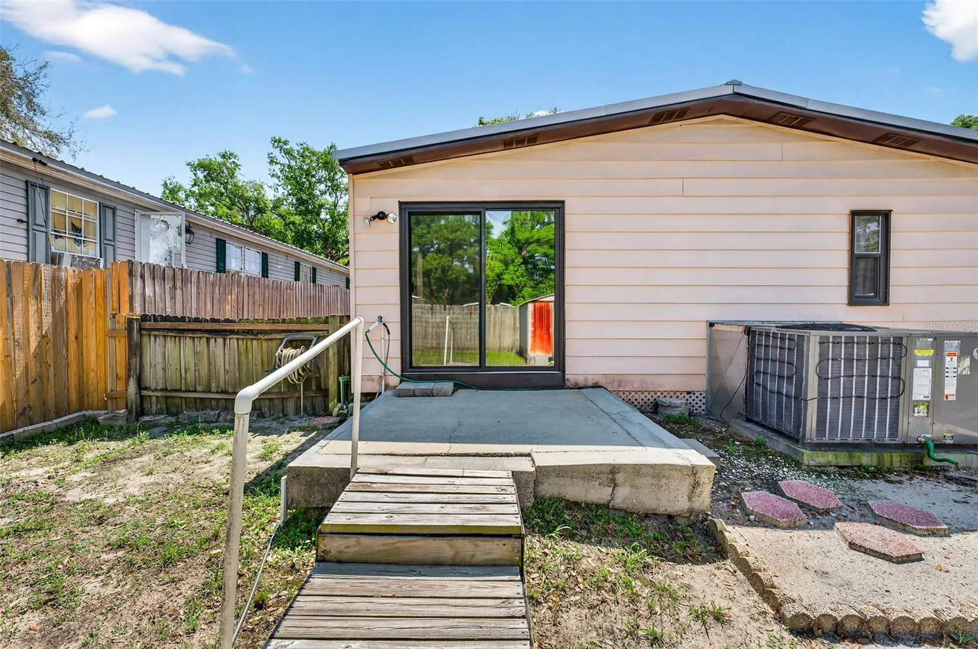 10510 Bay Hills Circle Thonotosassa FL 33592