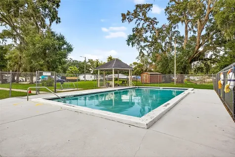 10510 Bay Hills Circle Thonotosassa FL 33592