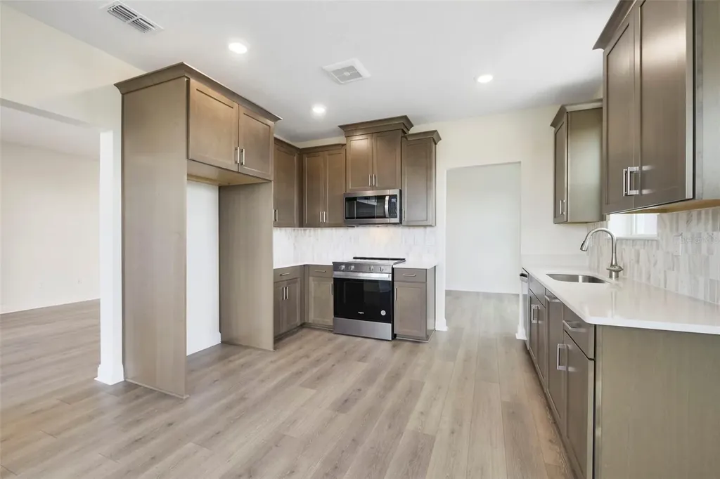 7545 Laureate Boulevard Orlando FL 32827
