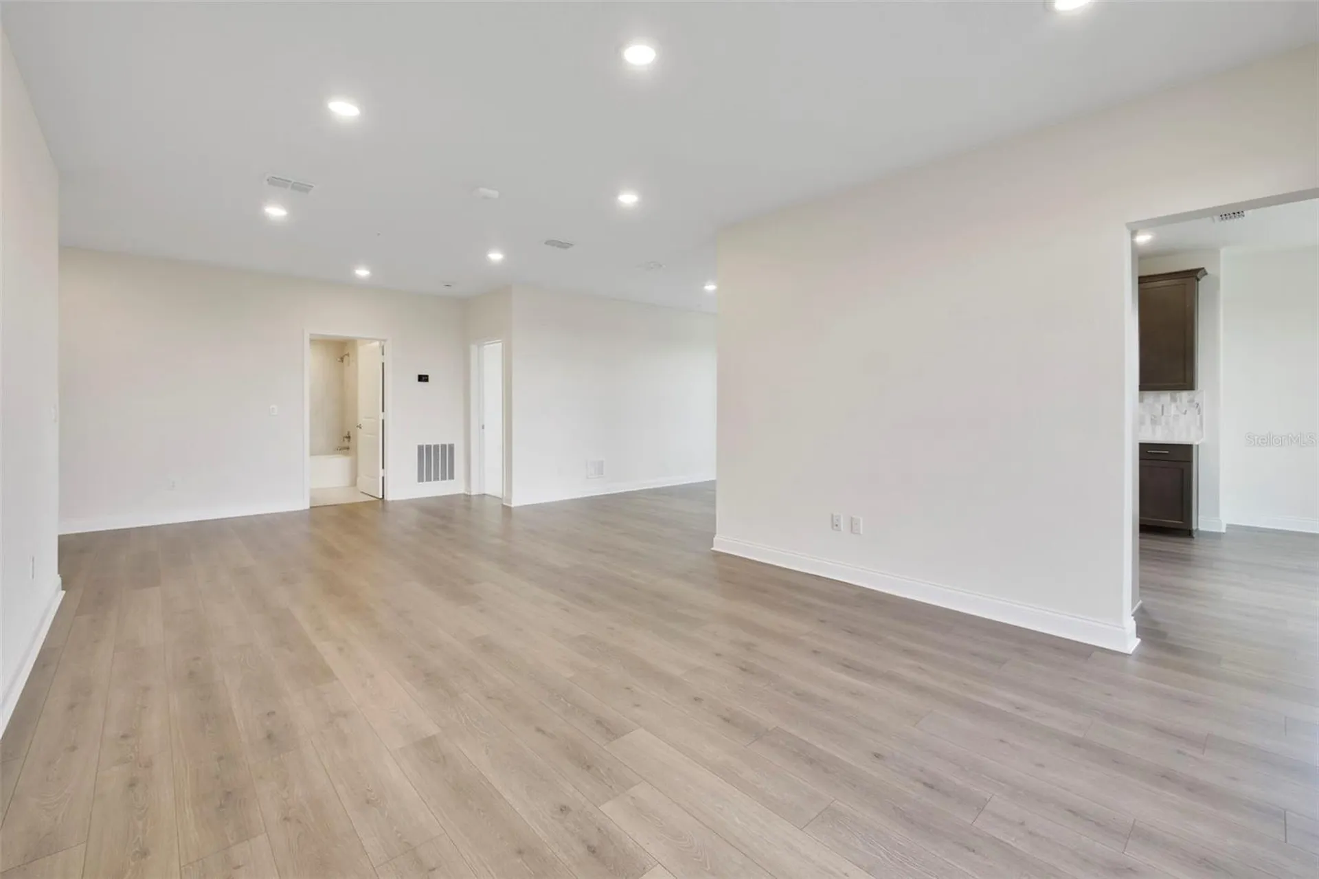 7545 Laureate Boulevard Orlando FL 32827
