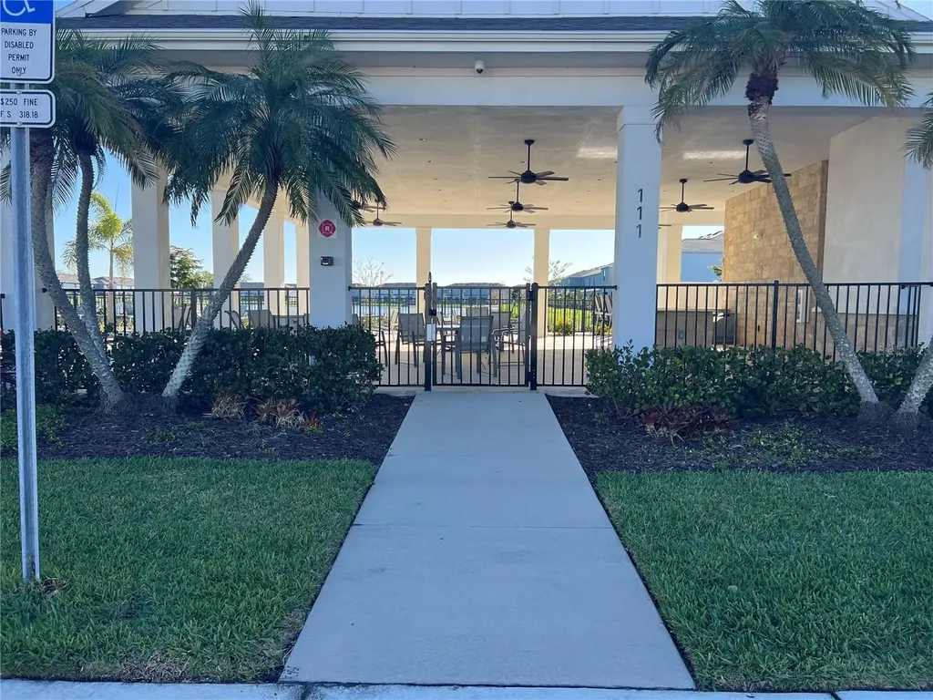 184 Mangrove Shade Circle Apollo Beach FL 33572