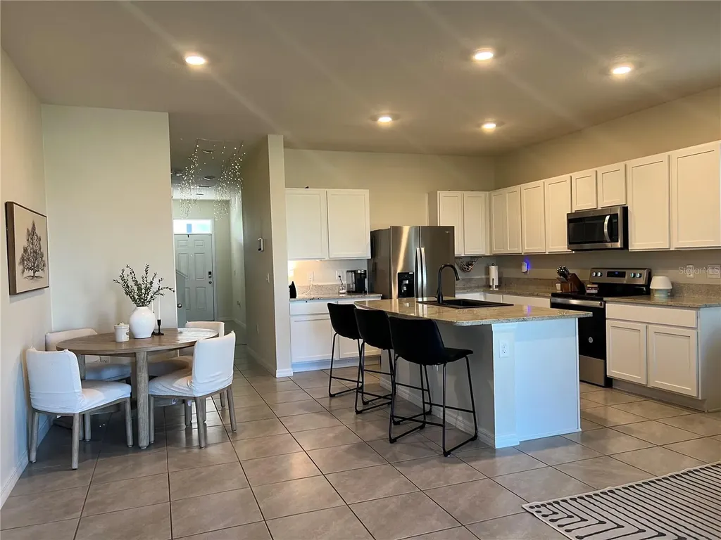 184 Mangrove Shade Circle Apollo Beach FL 33572