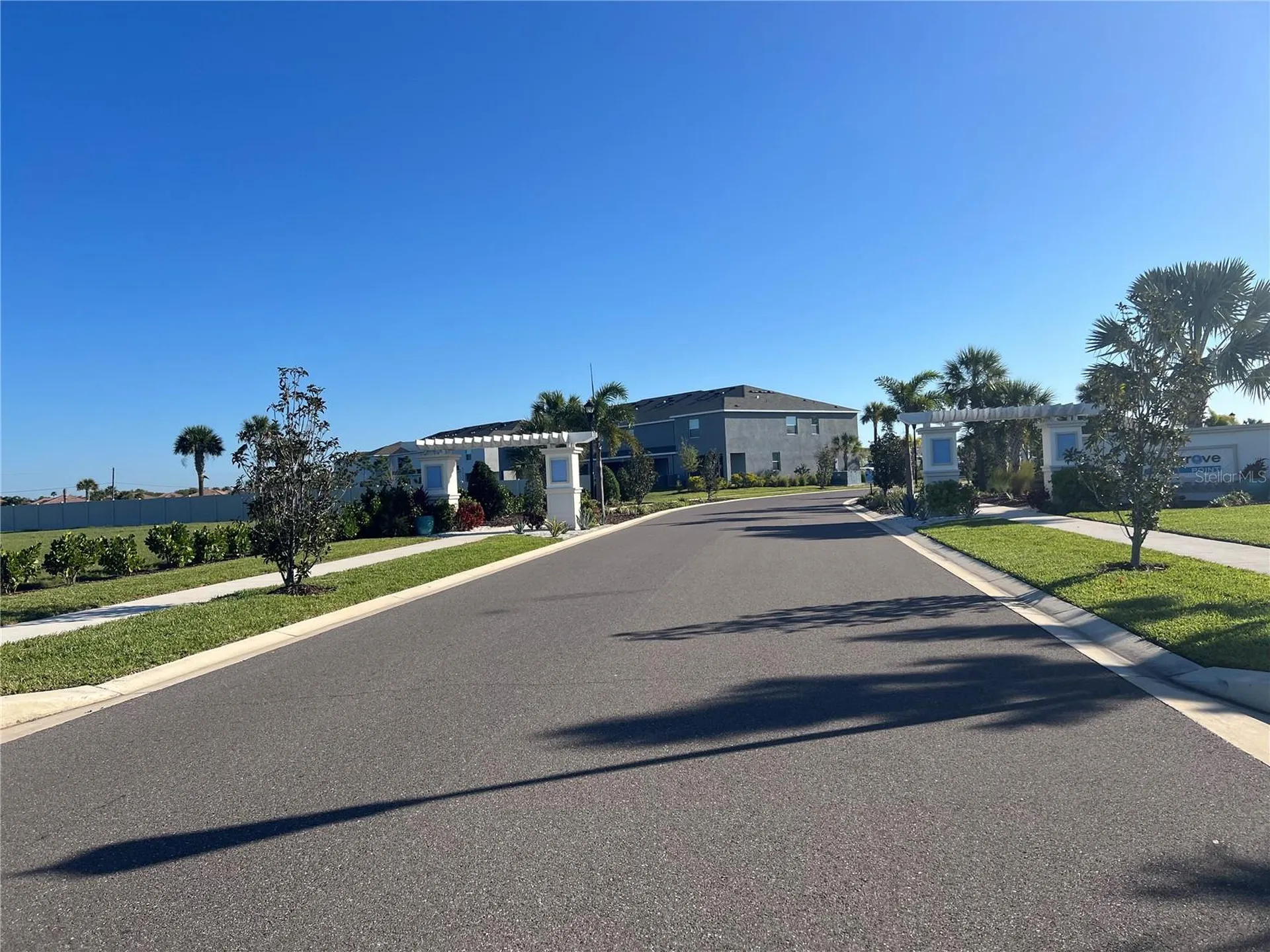 184 Mangrove Shade Circle Apollo Beach FL 33572