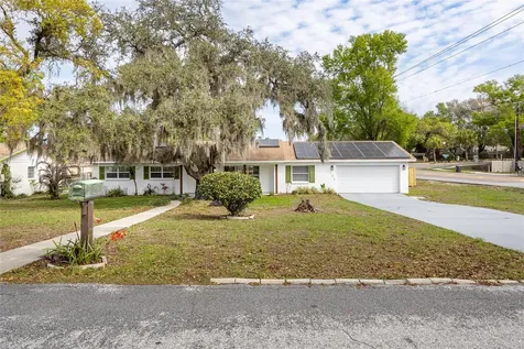 102 W Anglewood Drive Brandon FL 33511
