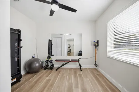 102 W Anglewood Drive Brandon FL 33511