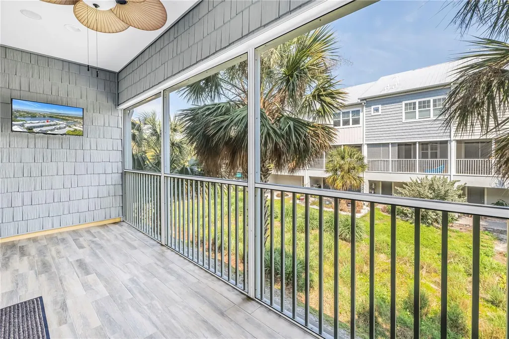 3207 Nautical Place S St Petersburg FL 33712