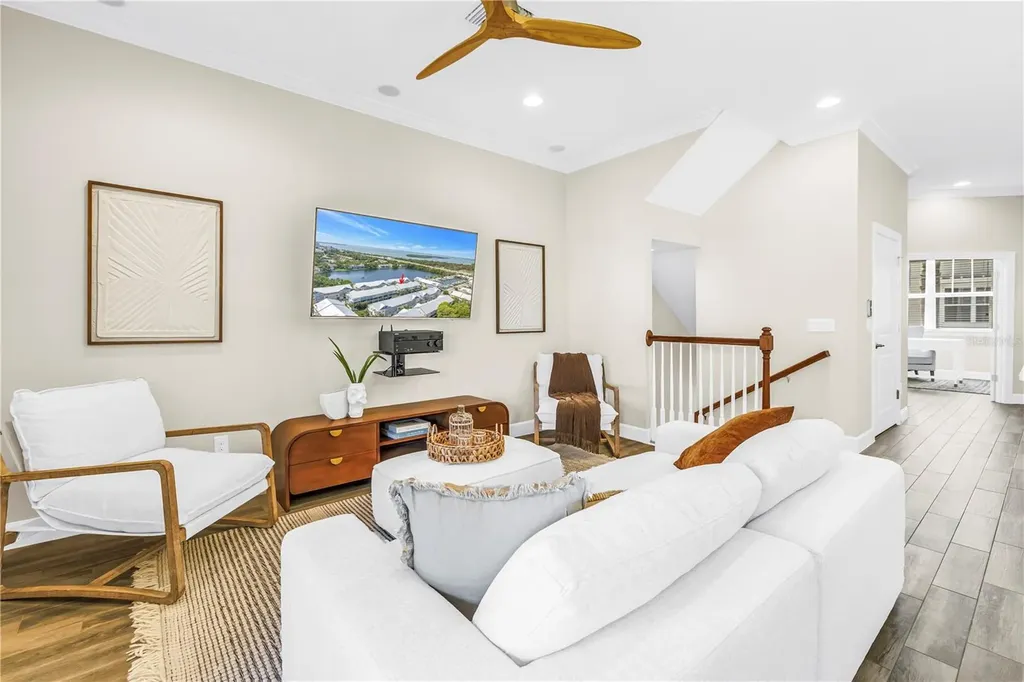 3207 Nautical Place S St Petersburg FL 33712