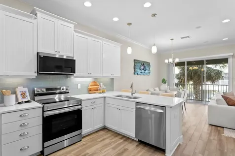 3207 Nautical Place S St Petersburg FL 33712