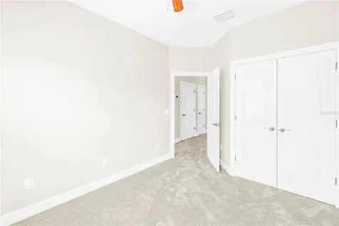 3207 Nautical Place S St Petersburg FL 33712