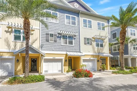 3207 Nautical Place S St Petersburg FL 33712
